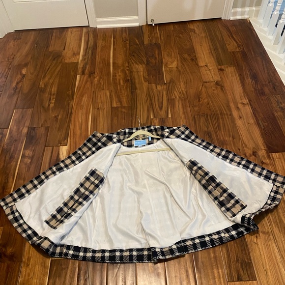 Draper James Plaid Cape with Gold Buttons S/XS - Picture 7 of 7